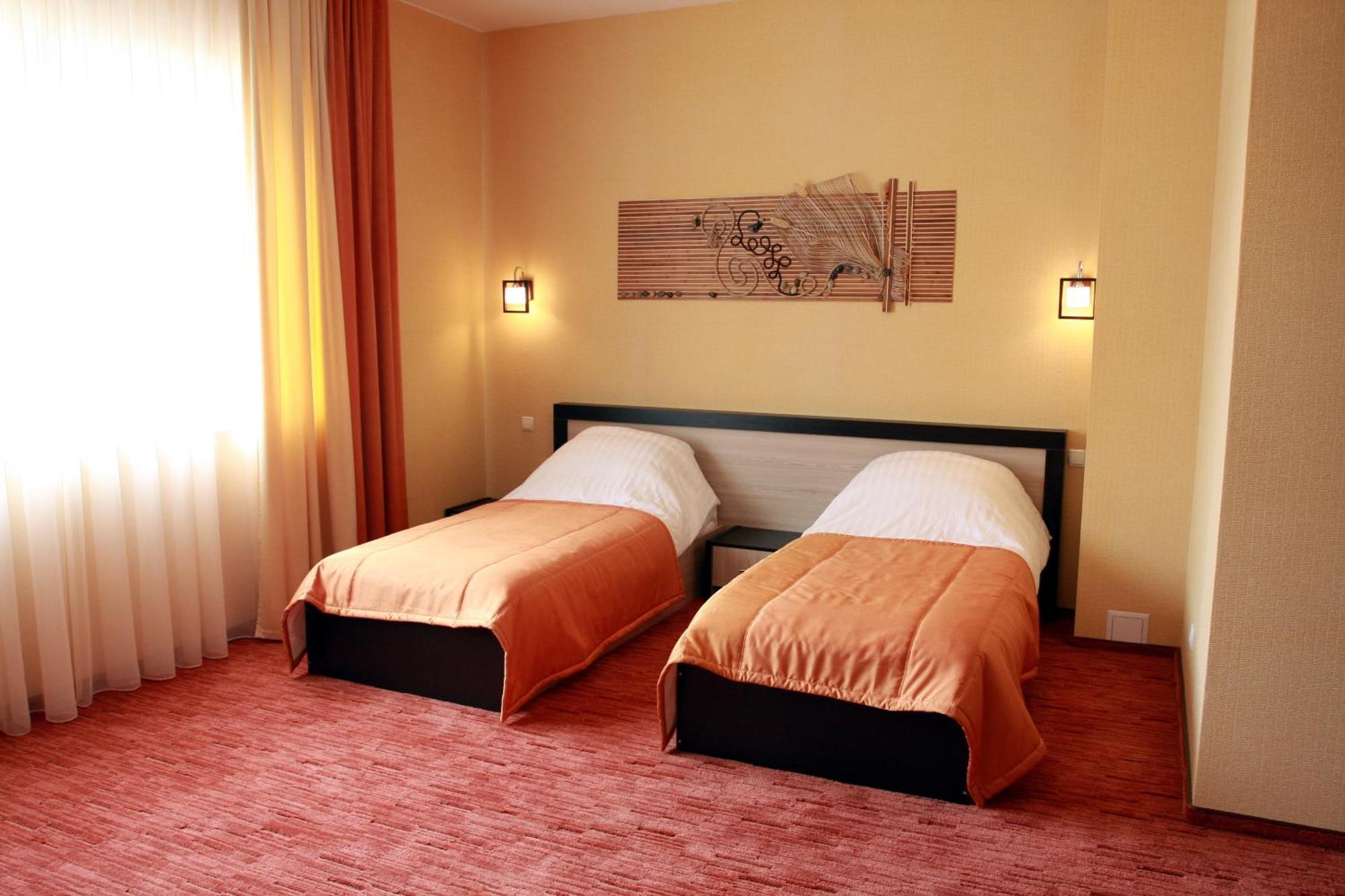 Optima Collection Park Hotel Ivano-Frankivsk Quarto foto